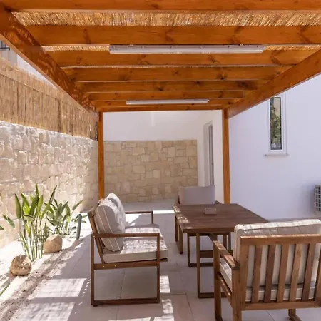Bali-style One Bedroom | Lighthouse *