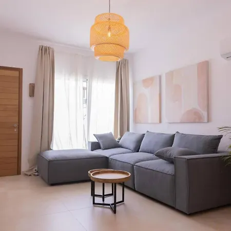 Bali-style One Bedroom | Lighthouse Apartamento