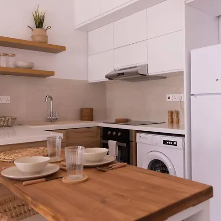 Bali-style One Bedroom | Lighthouse Apartmán